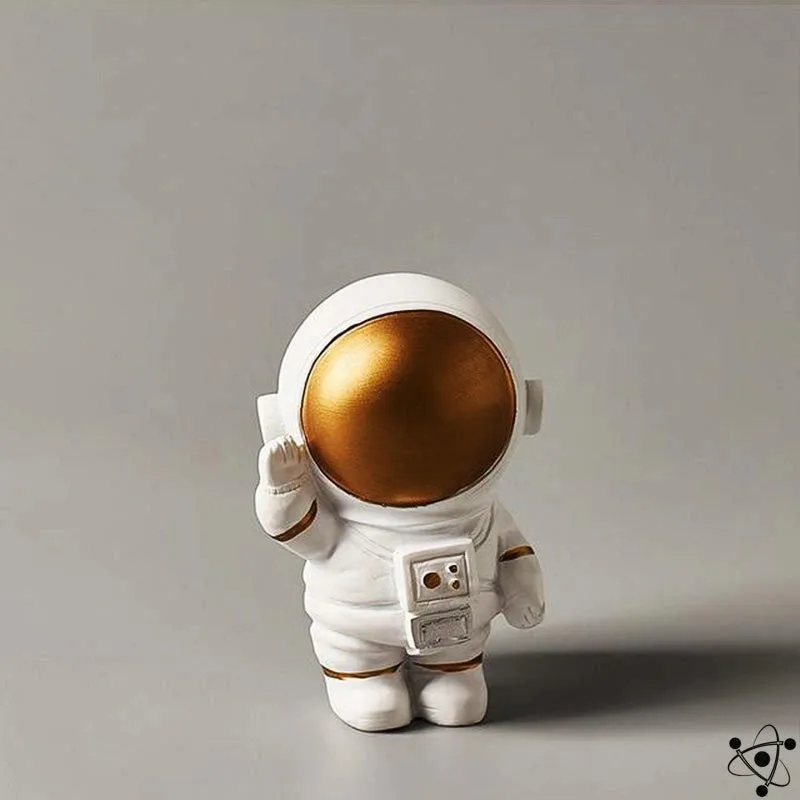 Astronautenfigur vs. Weltraumstatue: Was passt ins Regal?