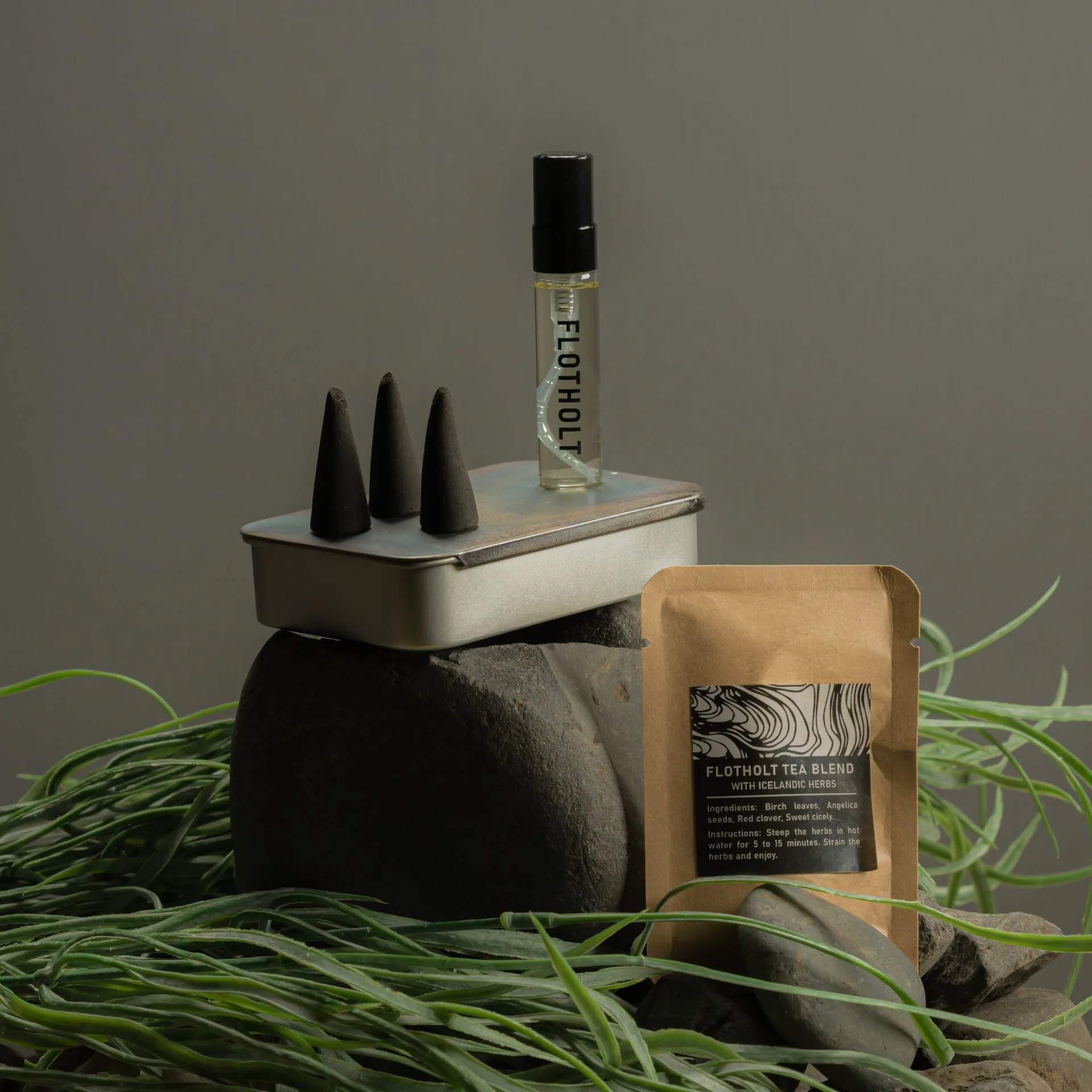 FLOTHOLT Survival Kit Review: Iceland's Essential Gift Set
