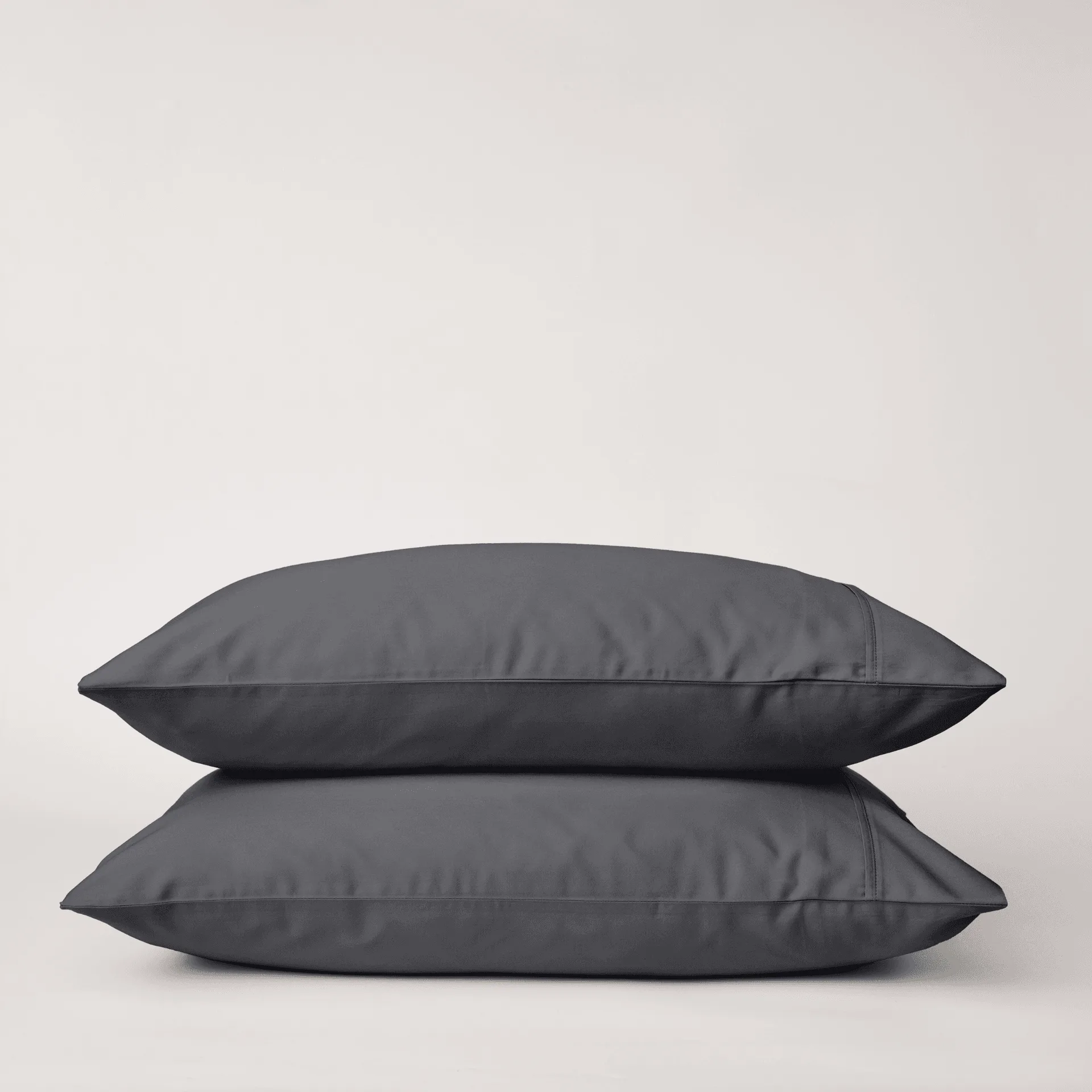 Cotton vs Microfiber Sheets: Which Is More Durable?