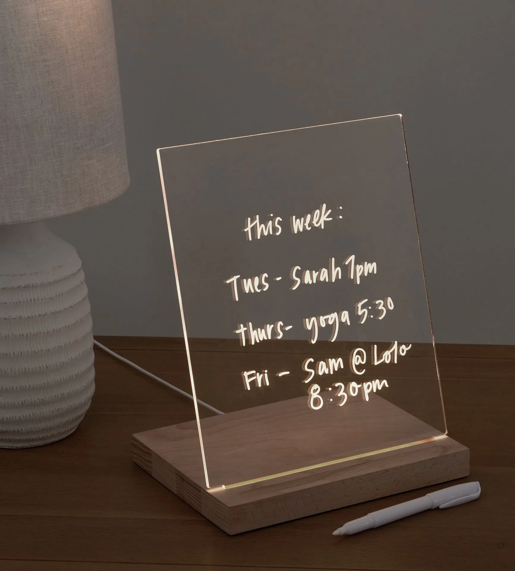 Fine Line Acrylic Pencil Bloc: Organize Your Writing Tools