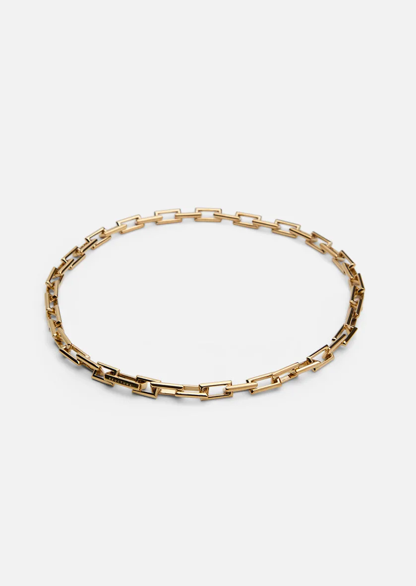 How to Layer a Mini Necklace with a Chain Necklace