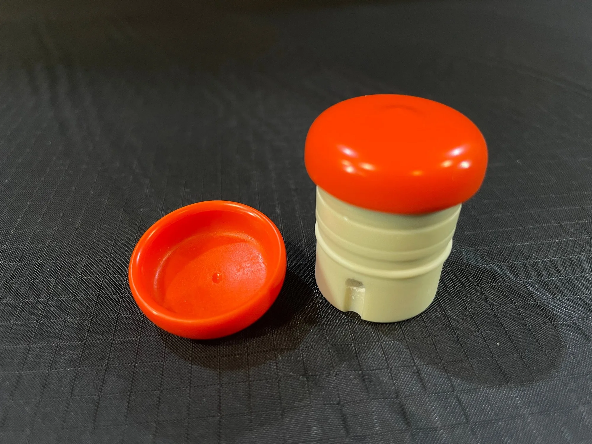 Charge Cylinder Cap vs. Standard Cap: Which Is Safer?