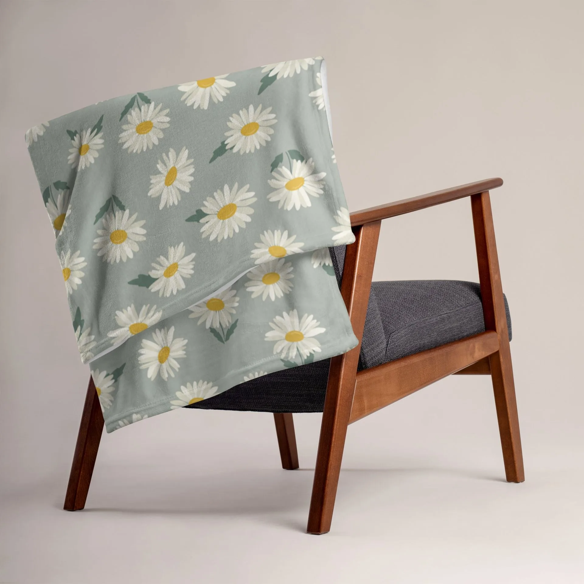 Top 5 Throw Blanket Materials for Reading: Which Fabric is Best for Cozy Nights?