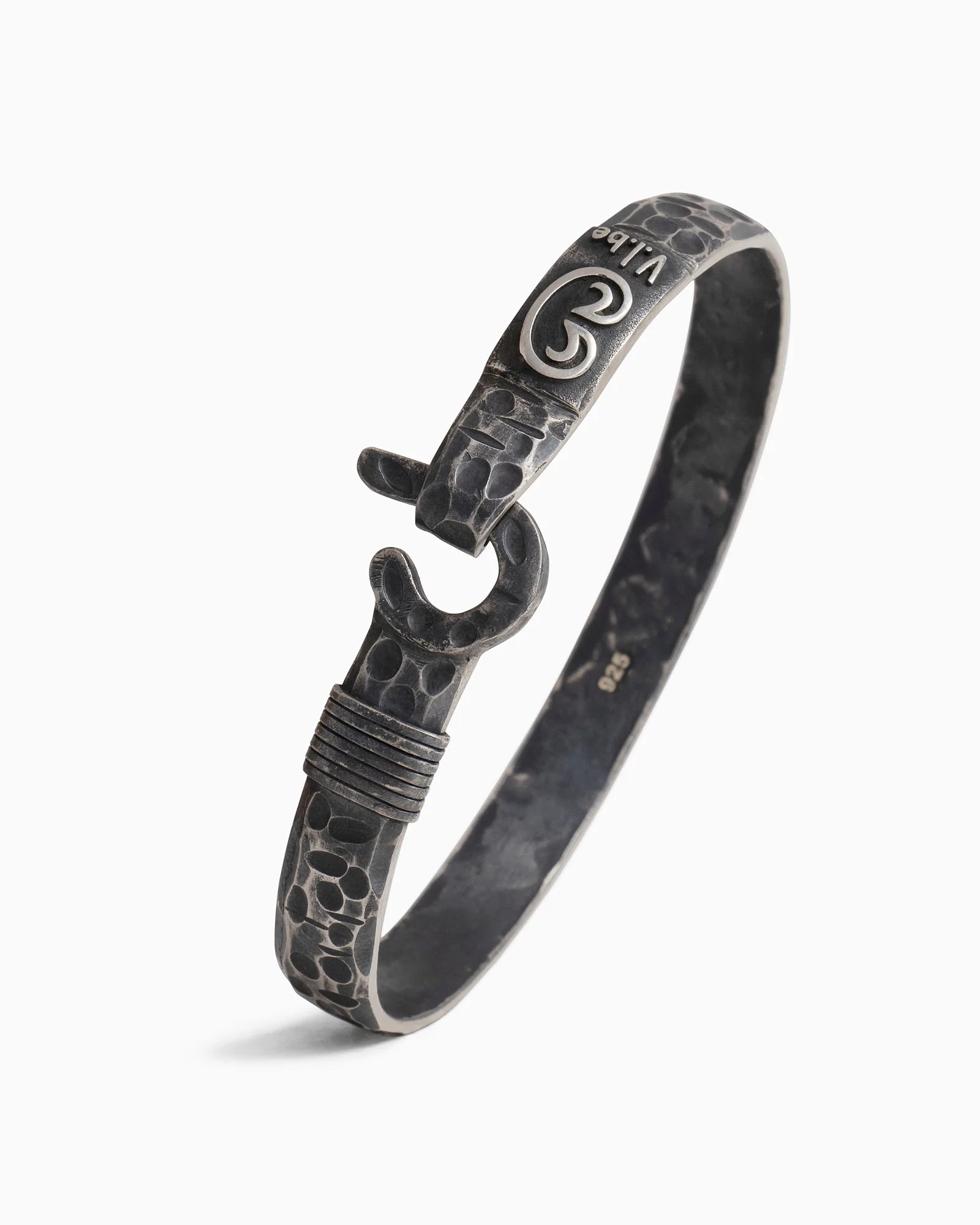 Pulsera de gancho St. John con textura pirata, 8mm