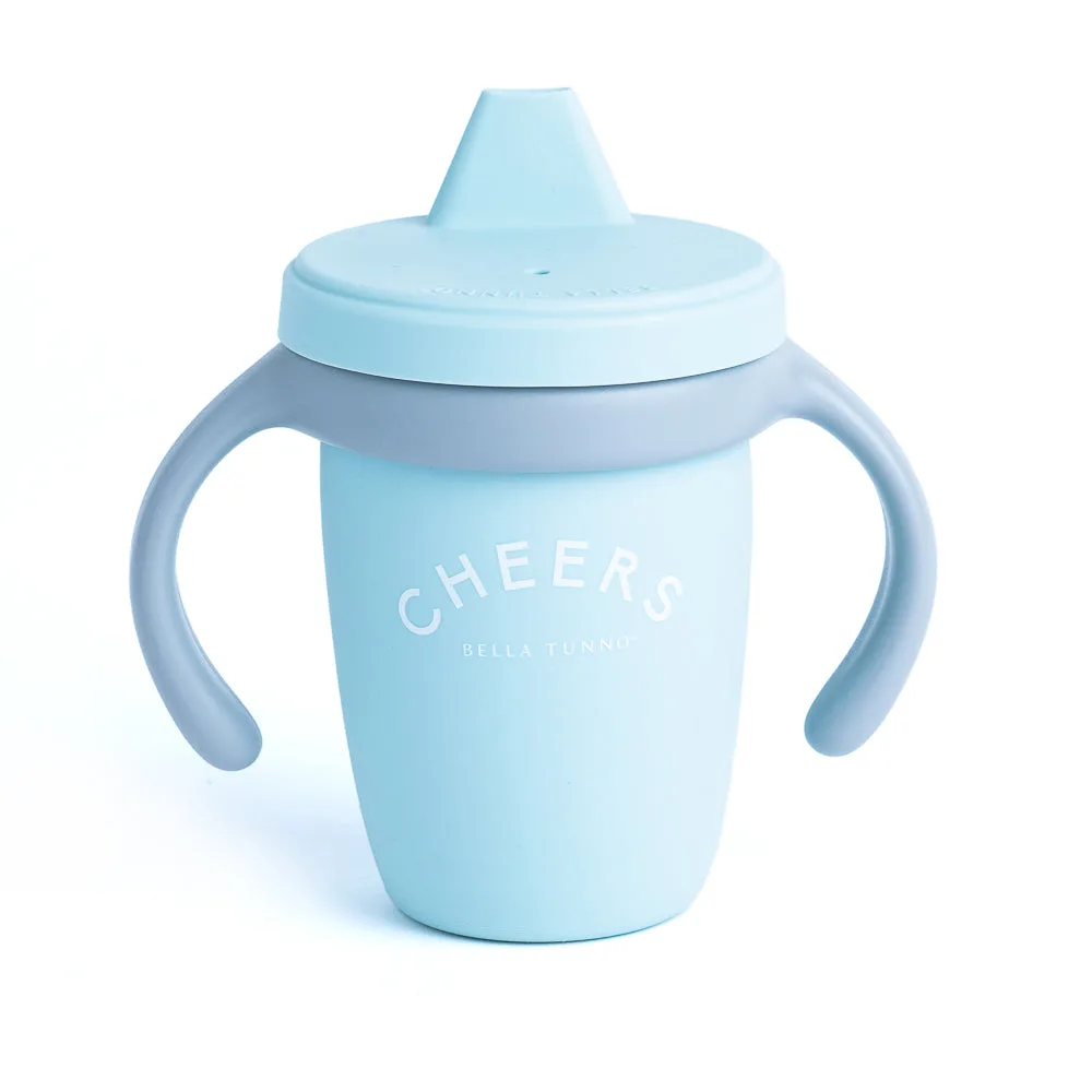 How to Introduce a Sippy Cup to a Breastfed Baby