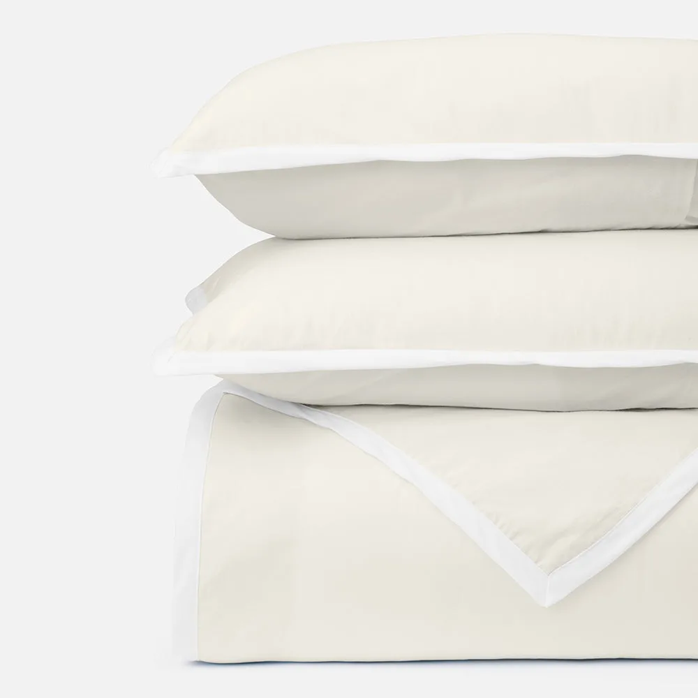 Essential Piping Duvet Cover & Shams