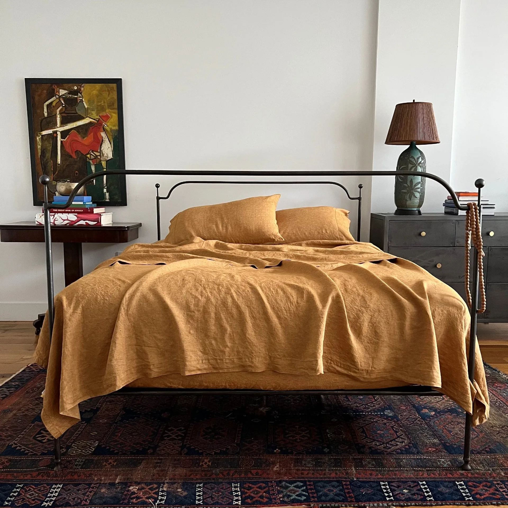 How to Choose the Right Linen Sheet Set Size: Twin, Full, Queen, King, and California King