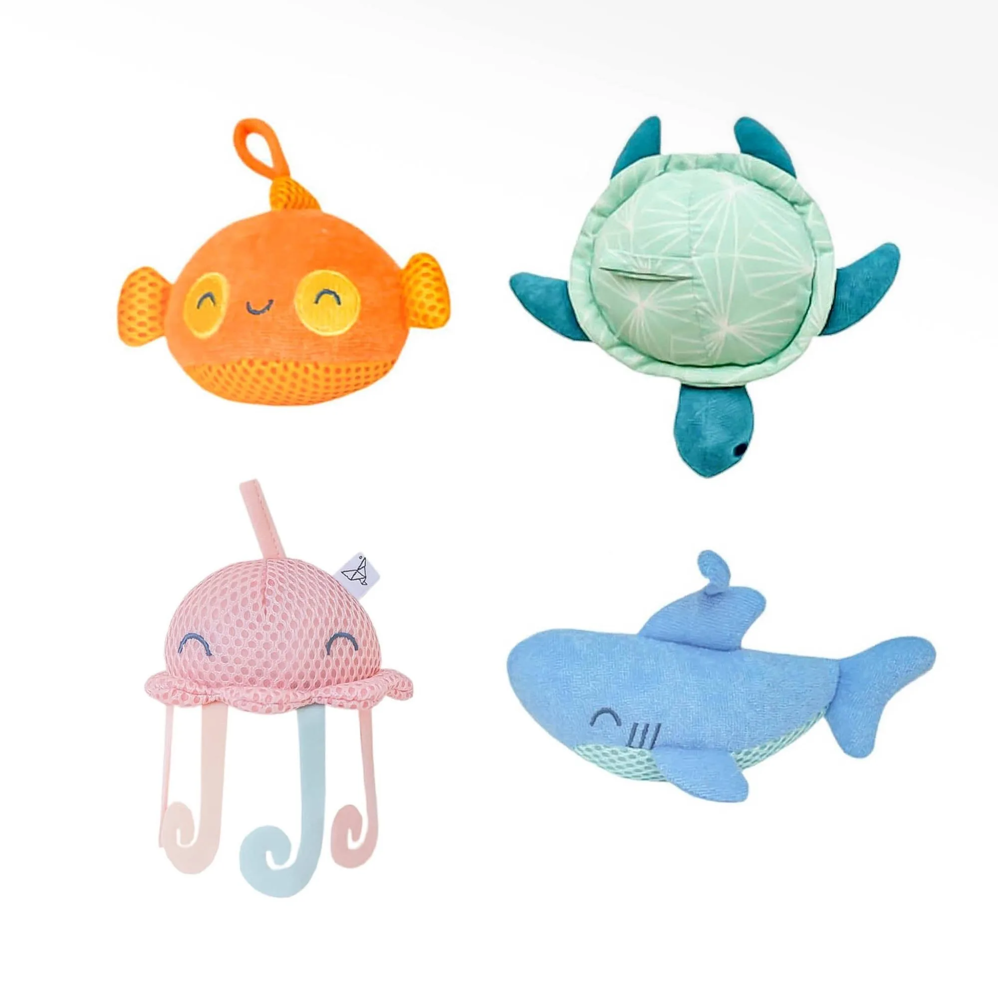 Comment nettoyer et entretenir un ensemble de jouets de bain en peluche