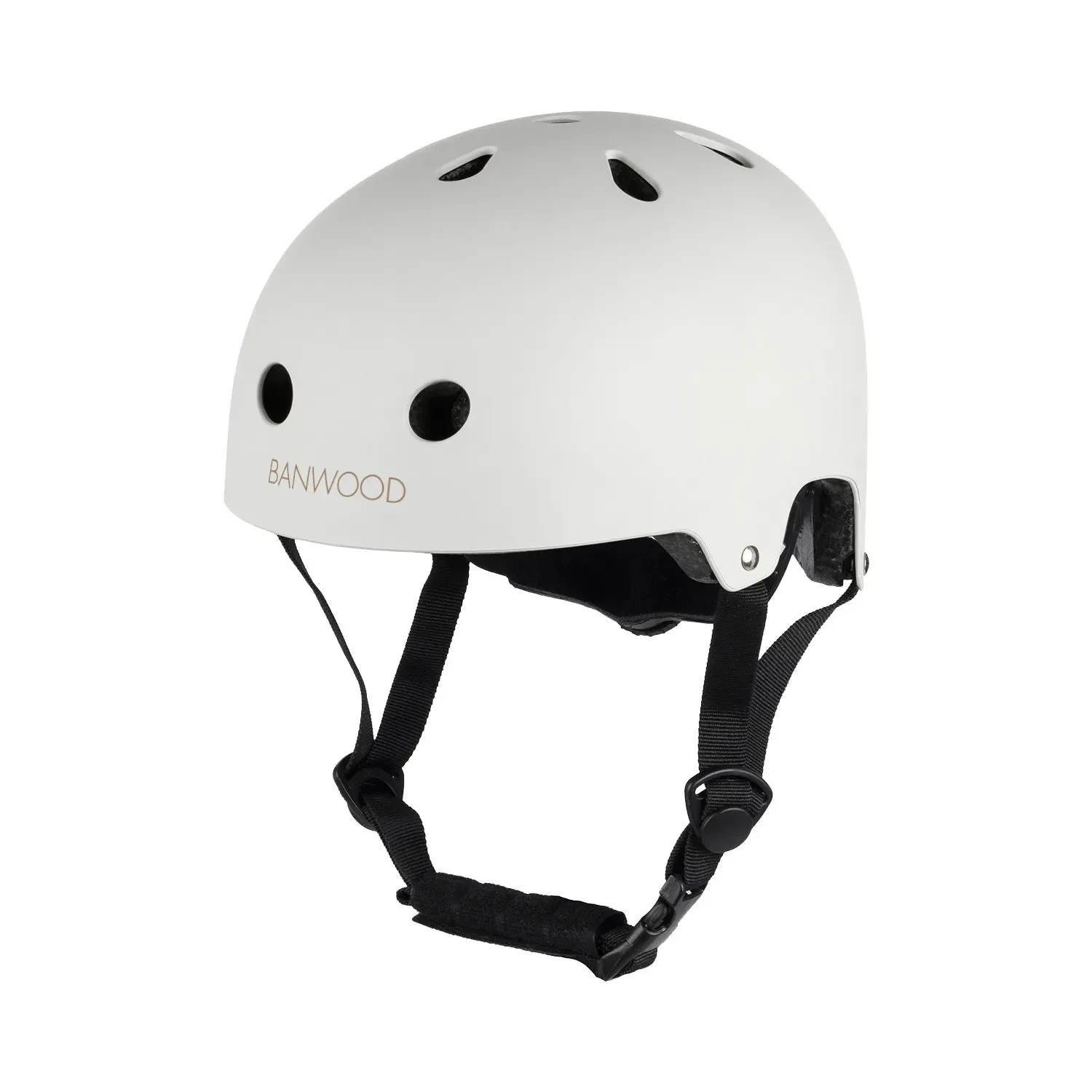 Por qué tu hijo pequeño necesita un casco para el triciclo
