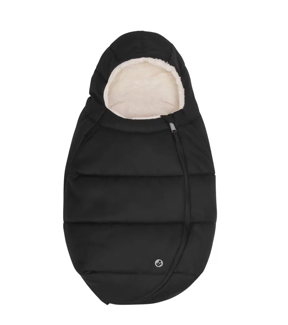 Funda de pies vs. cubierta de invierno para silla de coche: ¿cuál elegir?