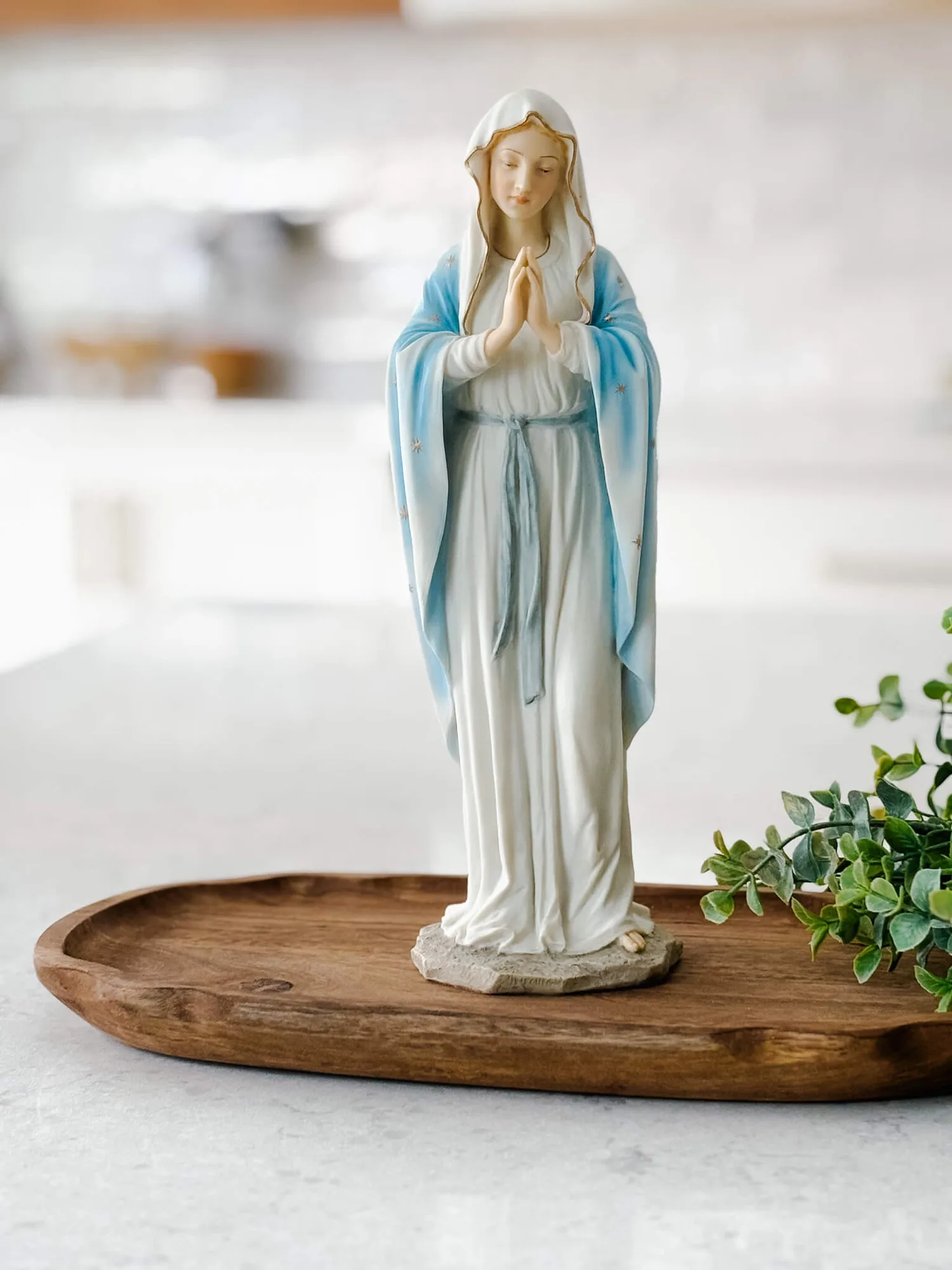 Queen of Heaven Statue: Placement Ideas for Your Home