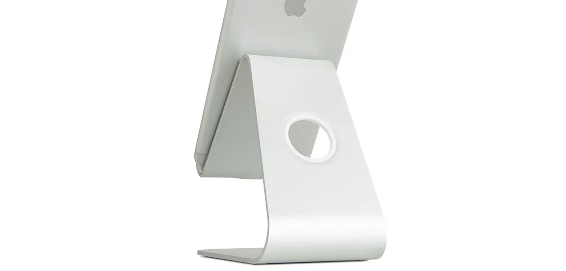 Tips for Using Your iPad Stand in Bed or on the Couch