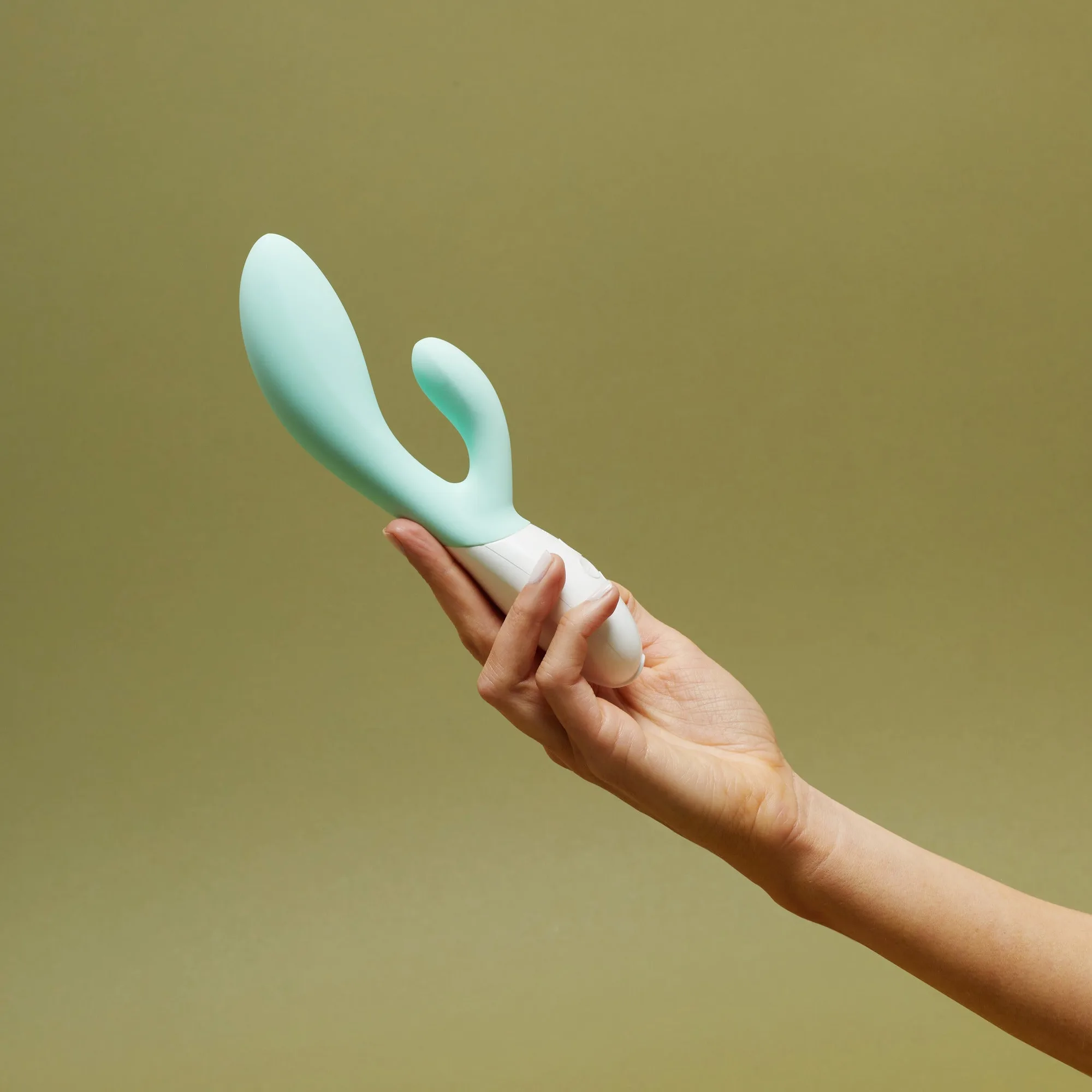 LELO Ina vs Other Dual Stimulators: Which Rabbit Wins?