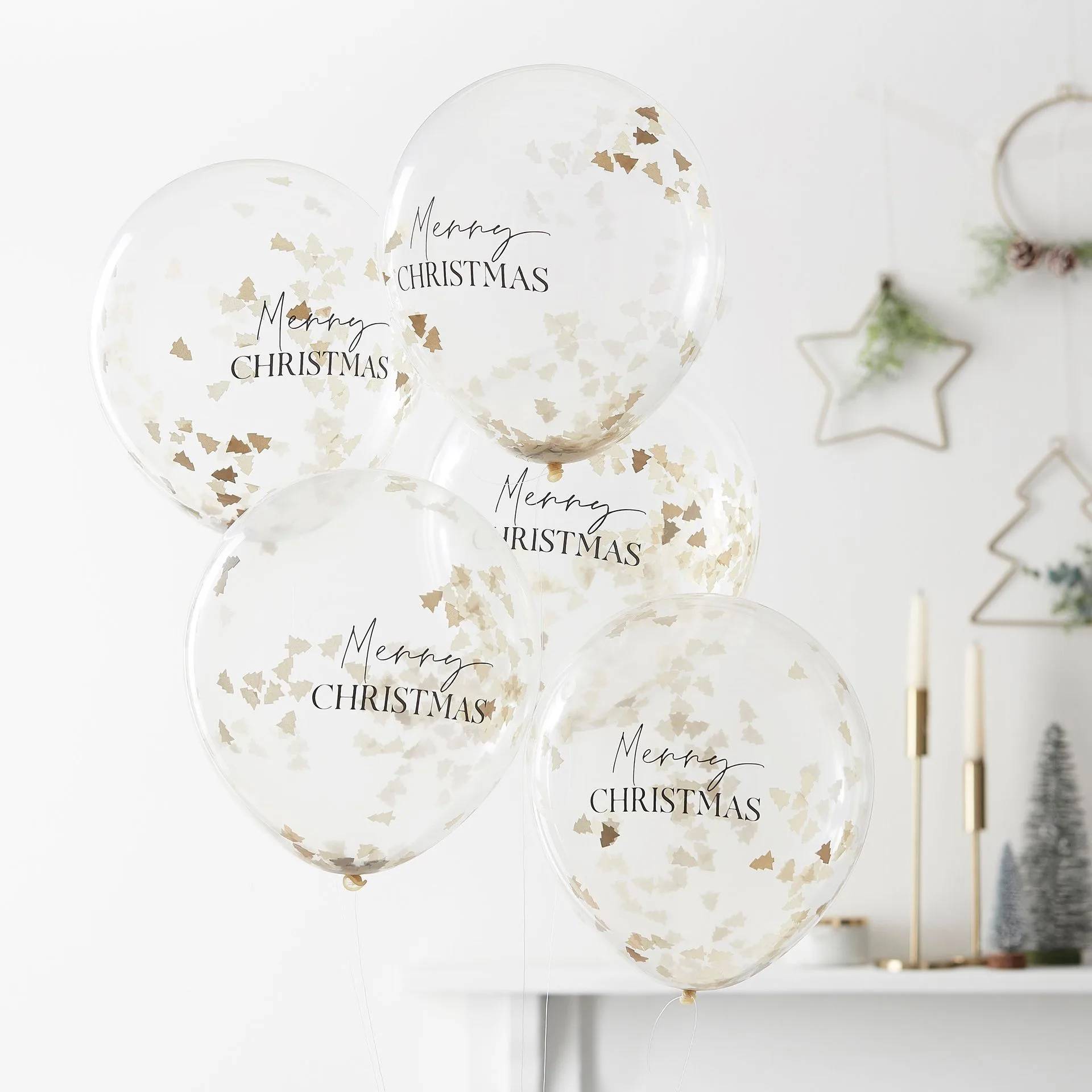 How to Host a Coronation Party with Balloons and Decorations: A Royal Celebration Guide