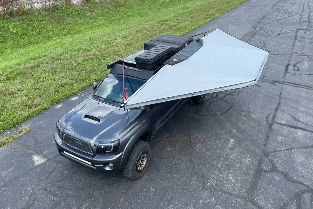 SKY RIDGE 180XL AWNING WITH MOUNTING BRACKETS