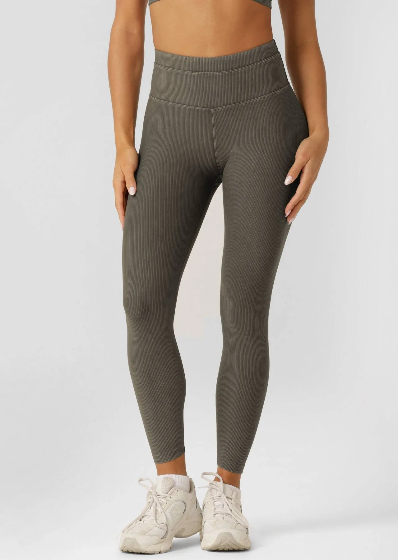 Waarom zakken mijn leggings af? Oplossing voor enkellange leggings