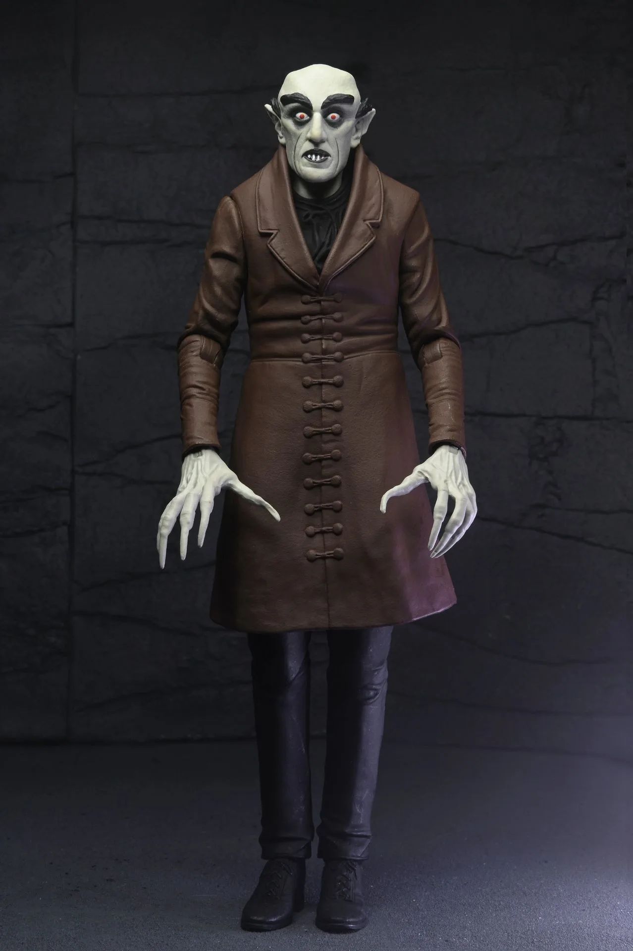 Nosferatu - Retro Glow-in-the-Dark Count Orlok 7” Scale Action Figure (2024 Con Exclusive)