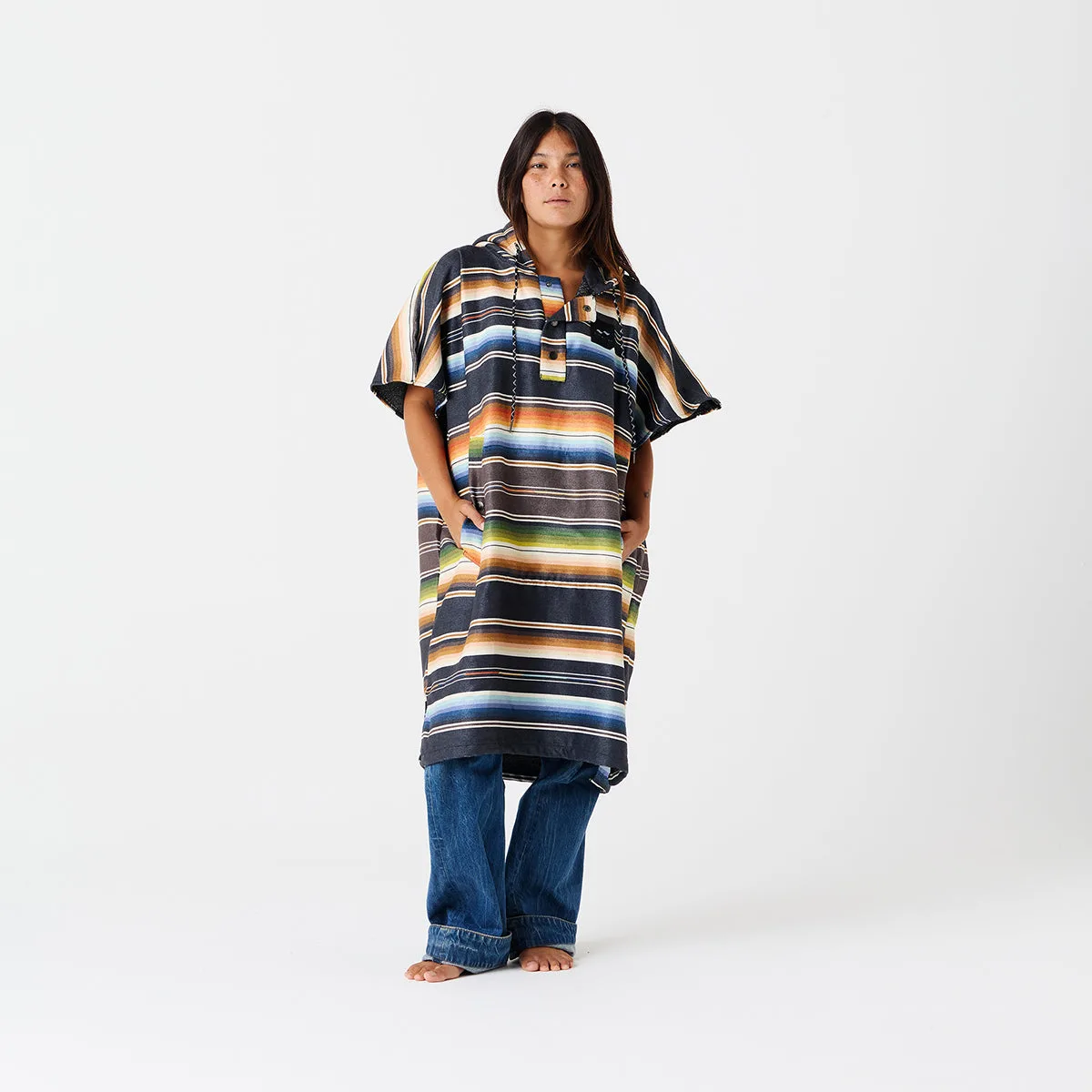 Cómo elegir un poncho de secado rápido para surf o piscina