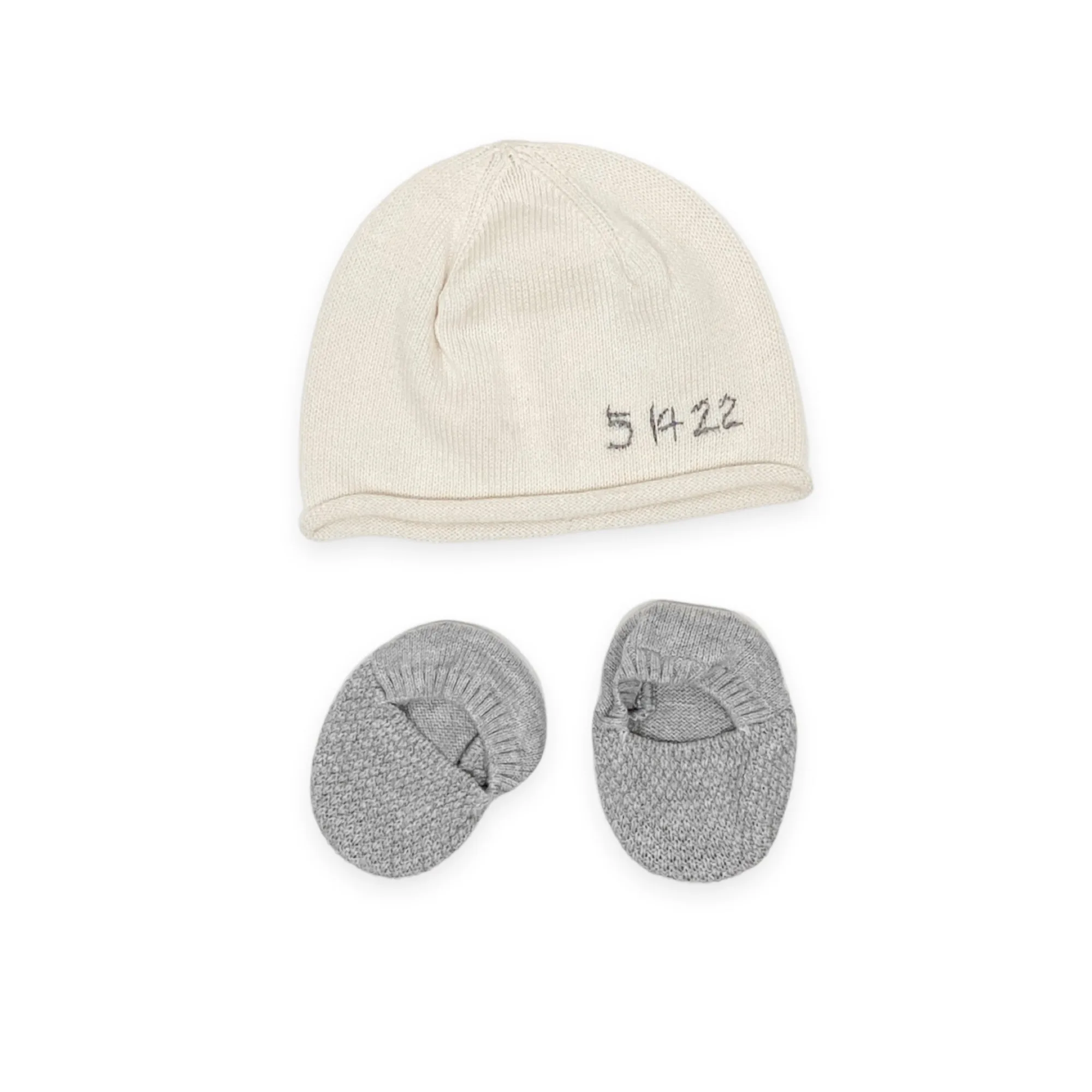 Guide d'achat : Pull brodé main avec date de naissance