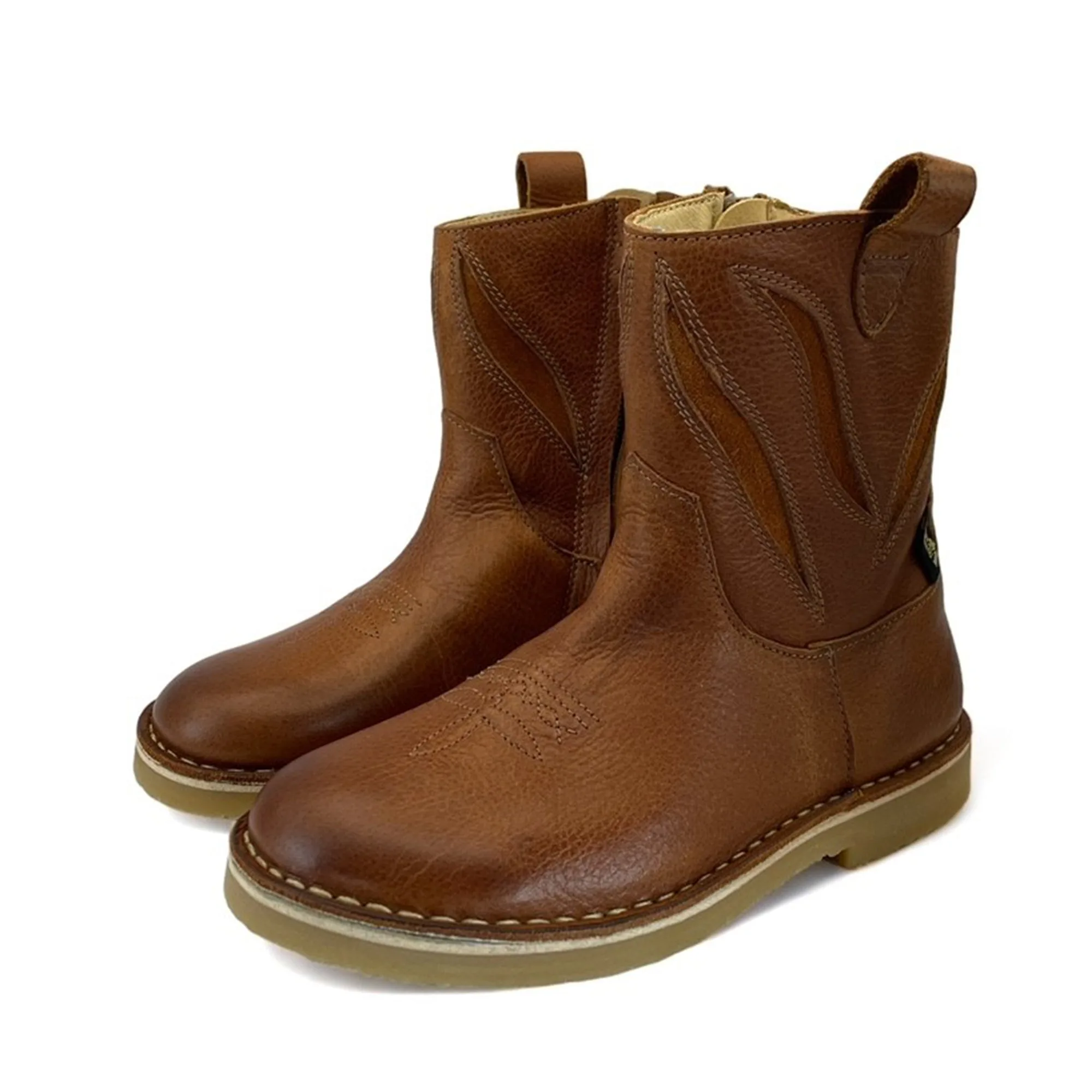 ¿Pueden los niños usar botas de vaquero para jugar a diario?