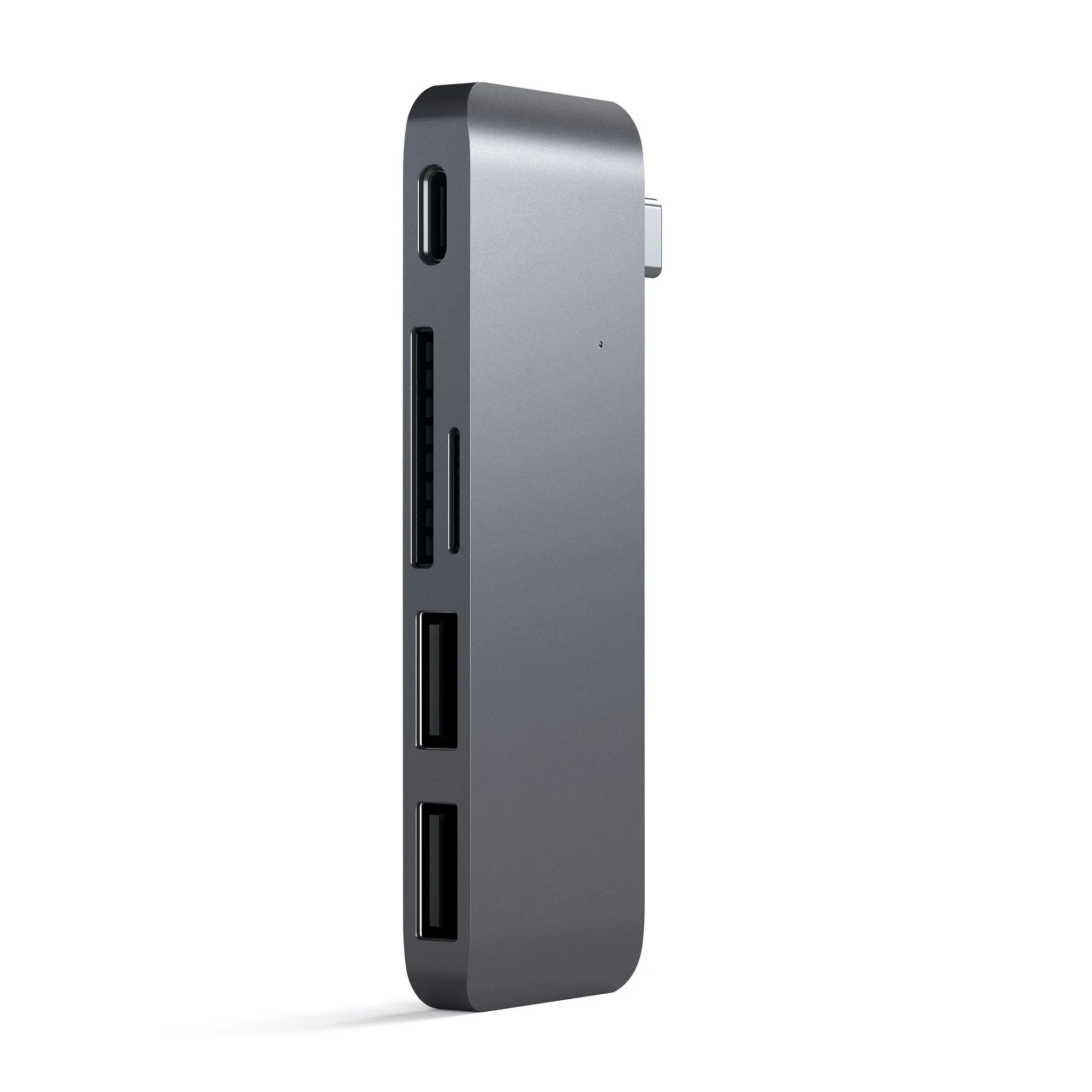 USB-C Hub vs Docking Station: Which One Should You Choose for Your MacBook?