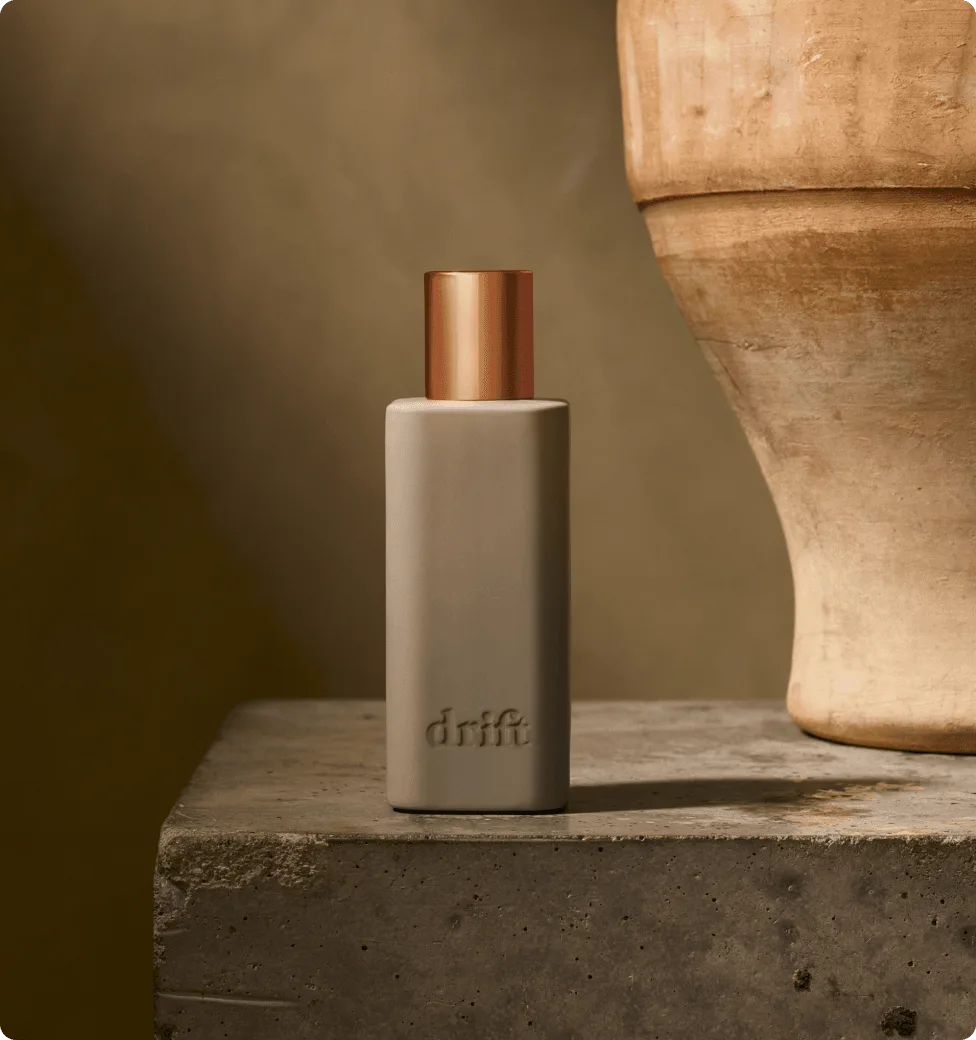 How to Layer Home Scents: A Beginner's Guide to Combining Candles and Diffusers for a Luxurious Fragrance Experience