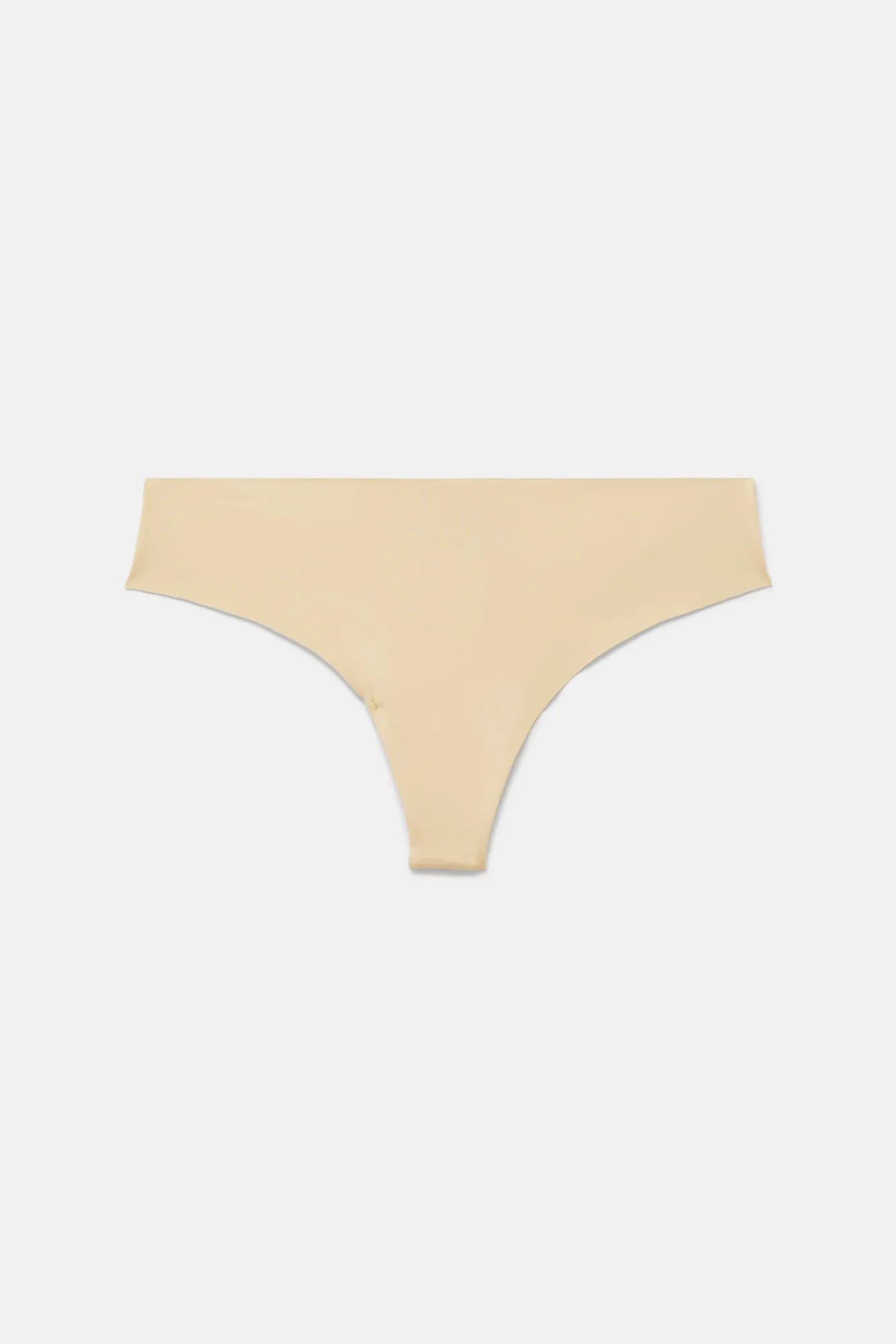 Silk Sport Thong: Eerste blik op de nieuwe stof van Girlfriend