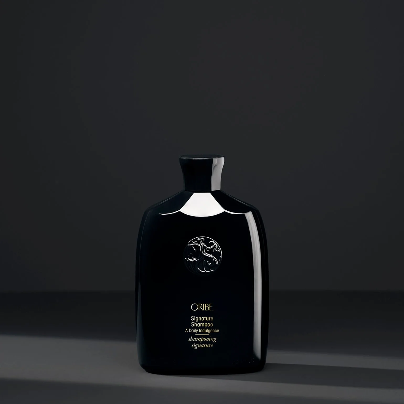 How to Maintain Color-Treated Hair with Oribe Shampoo for Beautiful Color