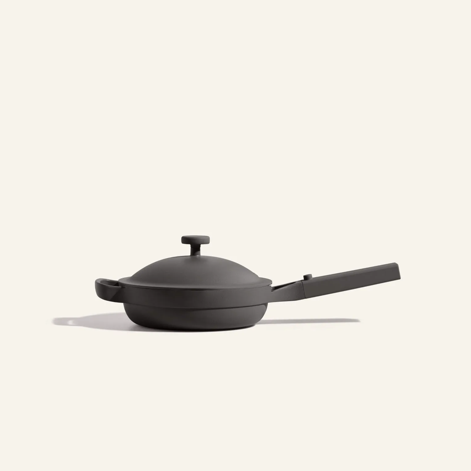 Stainless Steel vs Nonstick Cookware: Which One Should You Choose for Your Cooking Style?