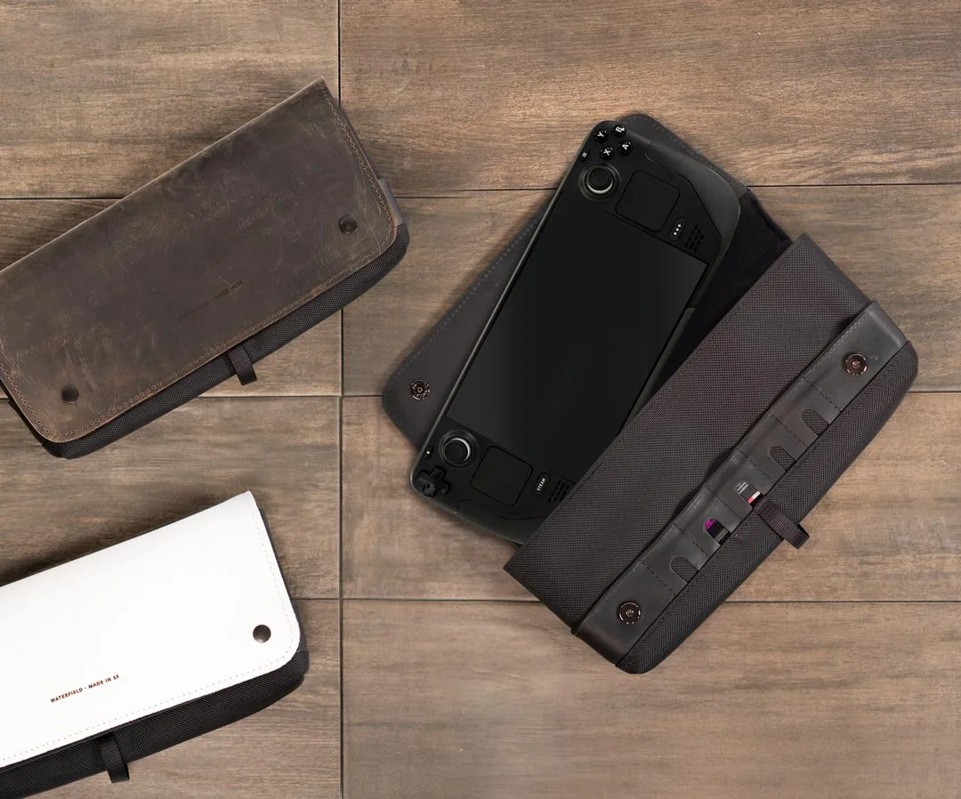 The Ultimate Guide: How to Pack a Tech Bag for a Weekend Getaway