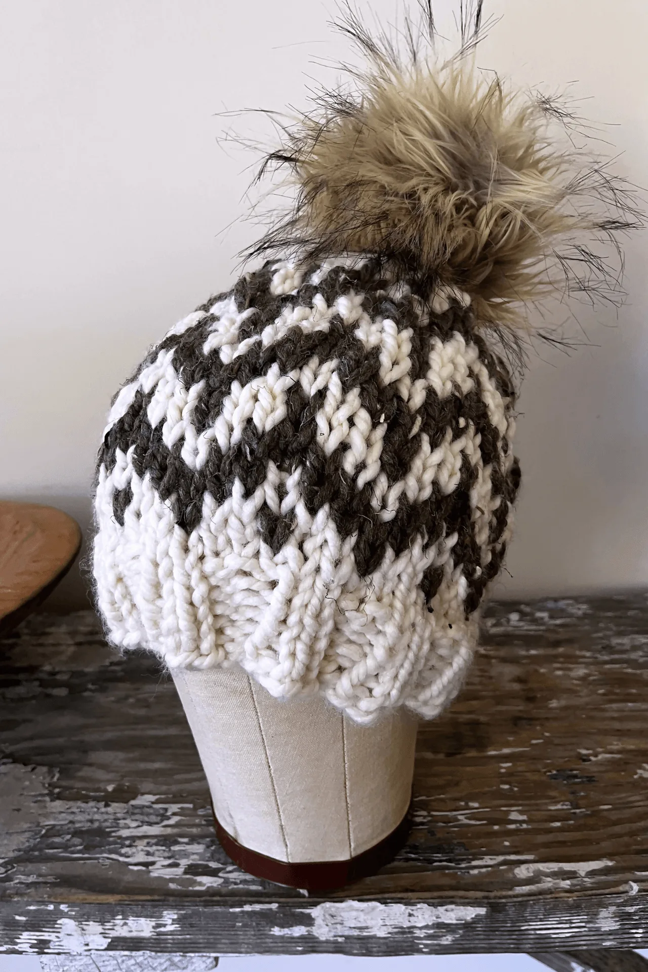 How to Knit the Denning Infinity Cowl: A Step-by-Step Tutorial for Beginners