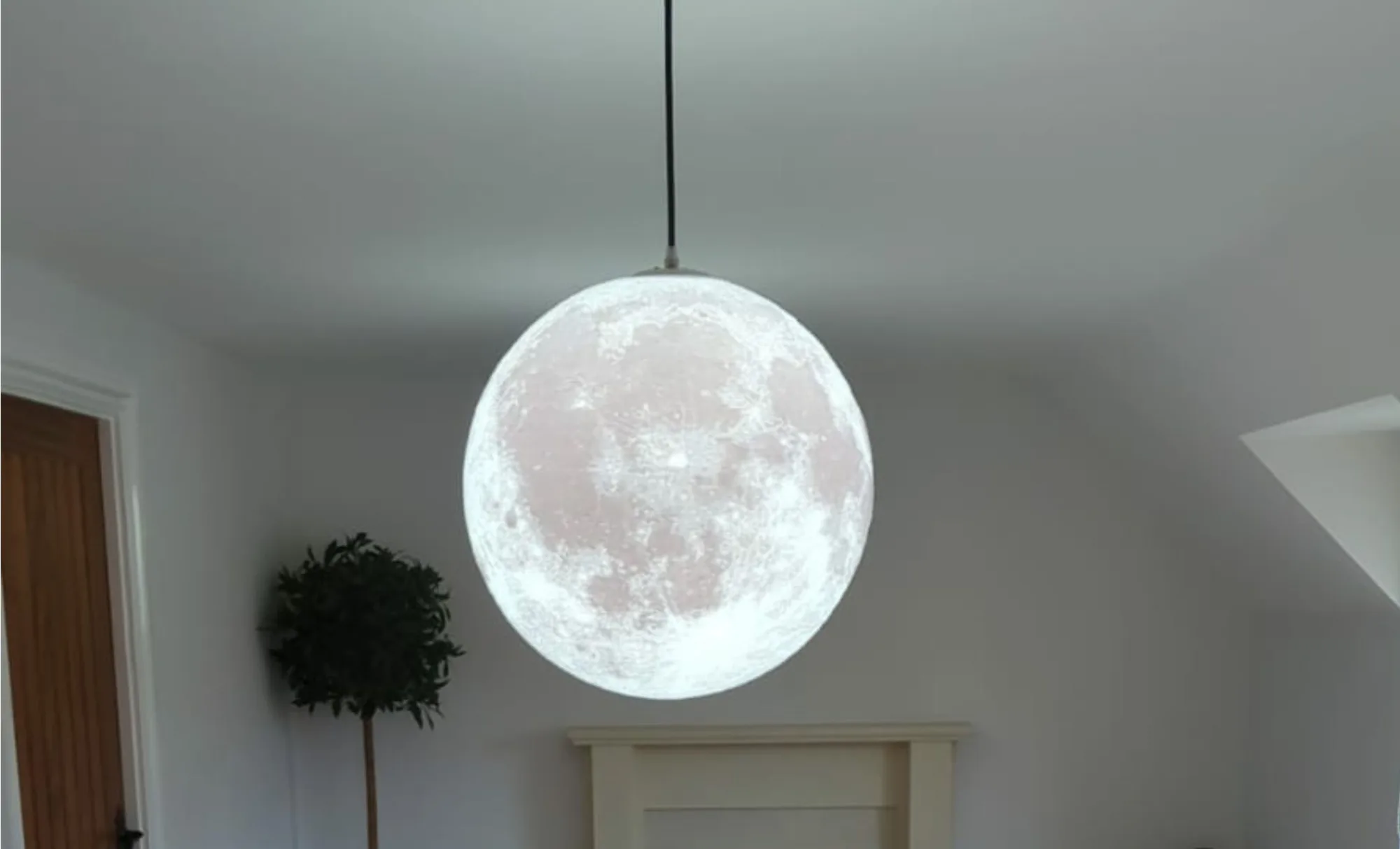 La Luna di Tutti: Un'idea regalo unica per gli amanti della luna