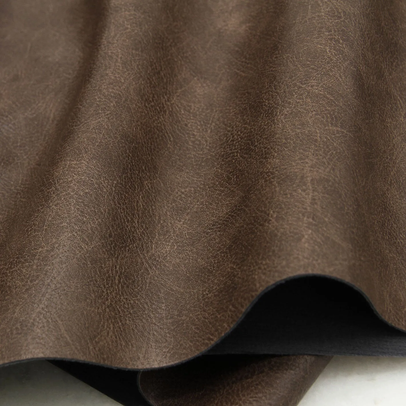 Faux Leather vs Canvas: Which Holds Shape Better?
