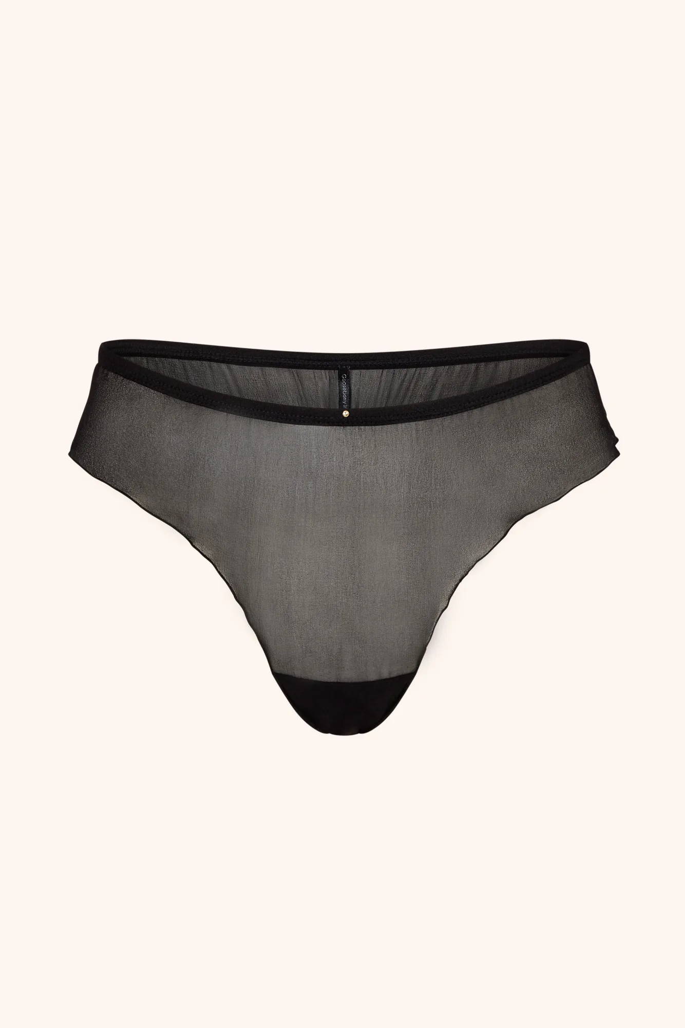 ¿Seda o algodón? ¿Qué tejido es mejor para tu ropa interior?