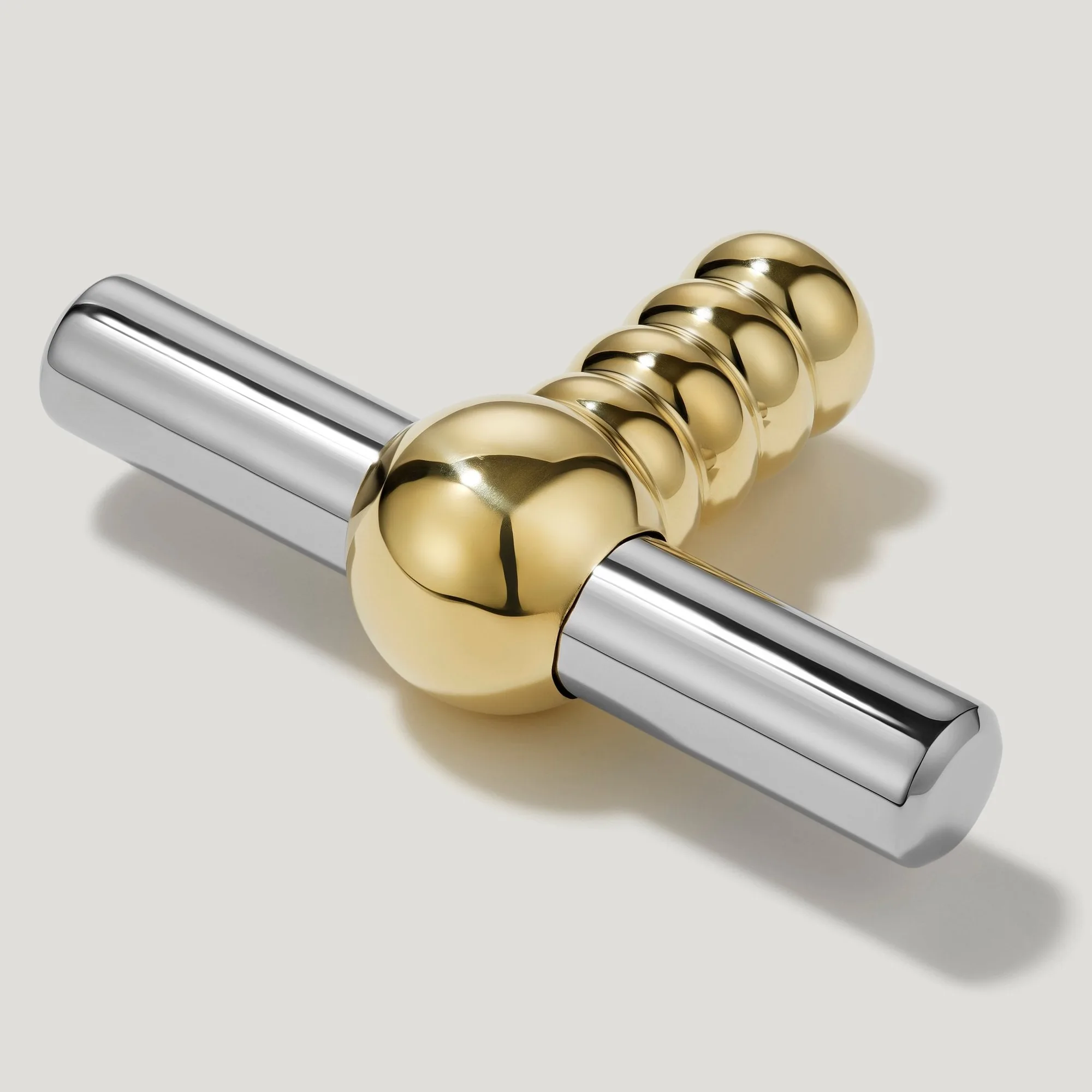 How to Fit the ESBEN Single T Handle on a Cabinet