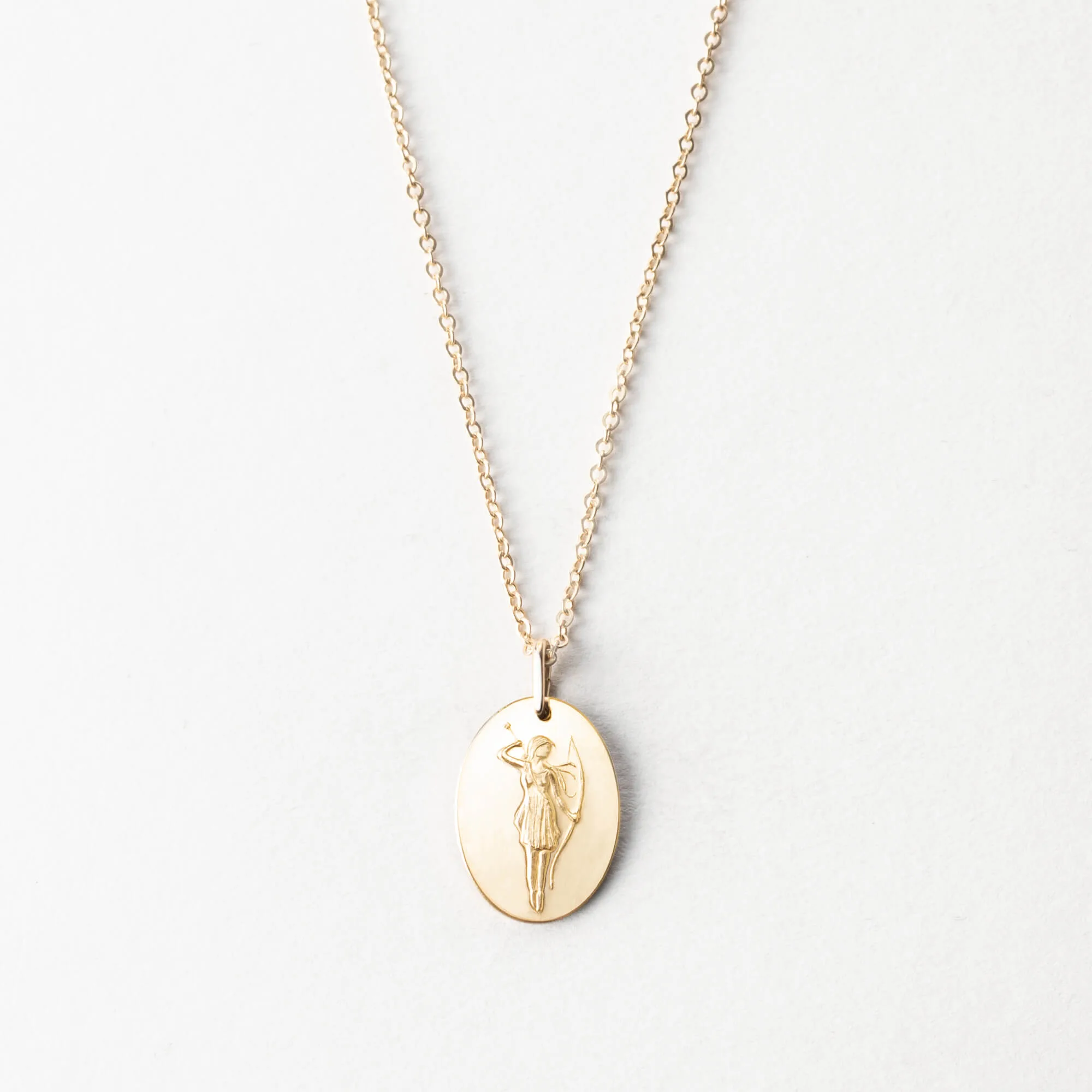 What Is a Charm Holder? A Complete Guide to Personalizing Your Jewelry