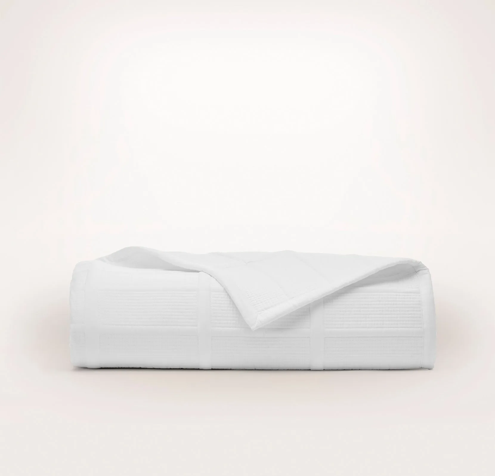 Signature Modern Grid Quilt - White