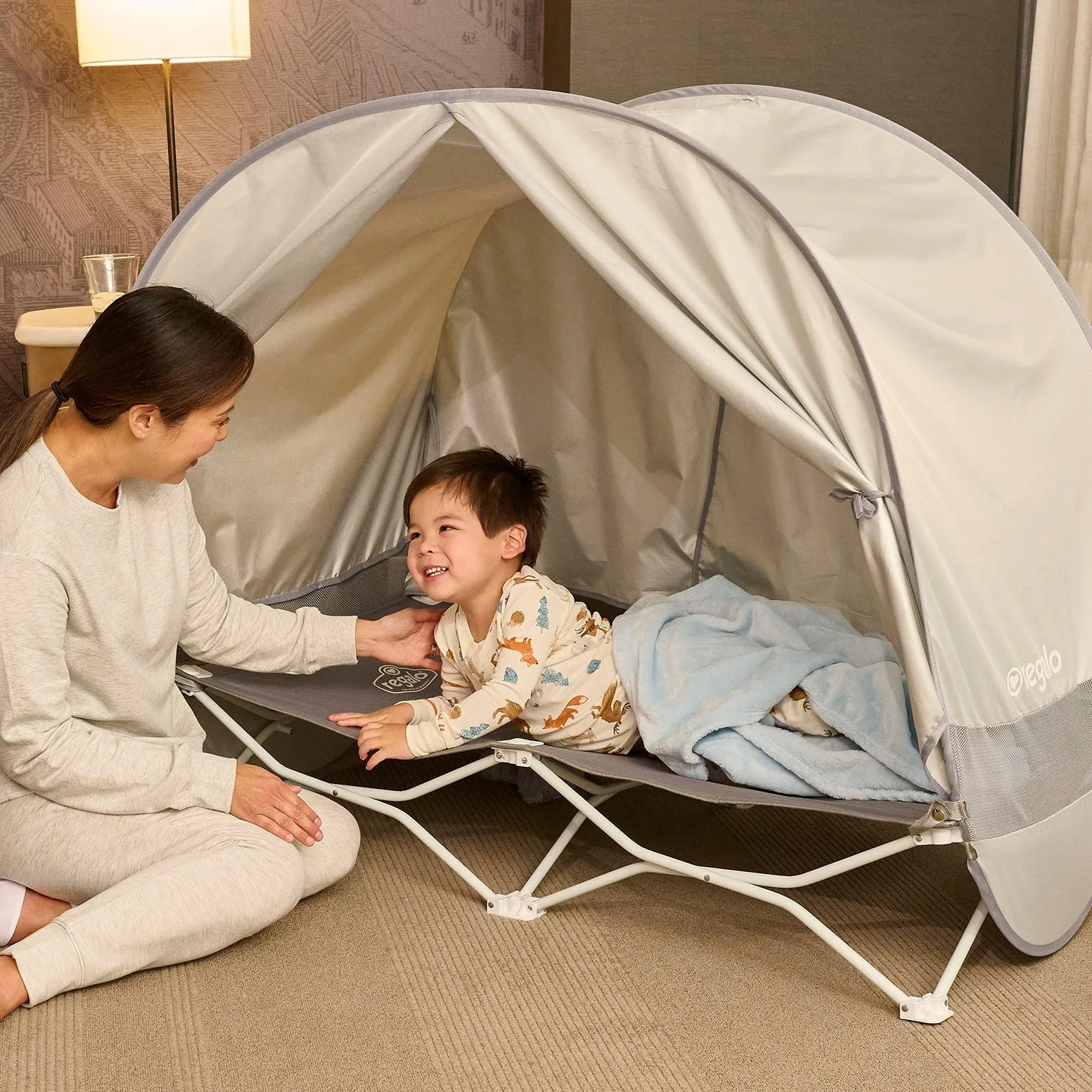 How to Choose the Right Bassinet Mattress: Firmness, Fit, and Safety Standards