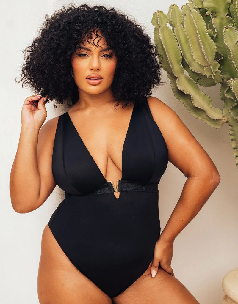 Non-Wired vs Underwired Swimsuits: Which Support Is Right for You?
