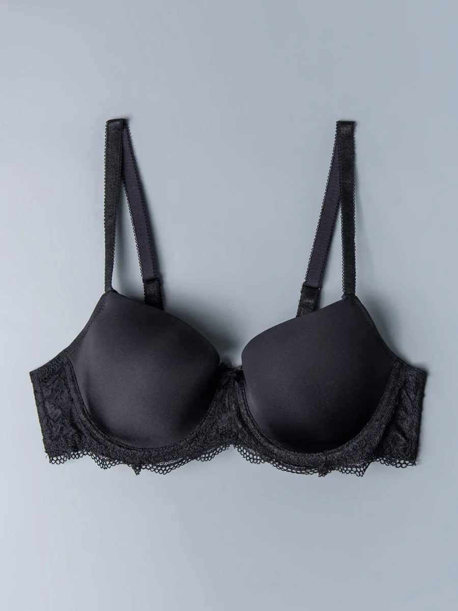 Reggiseno con coppe imbottite, ferretto e regolatore supplementare - NERO - 2452