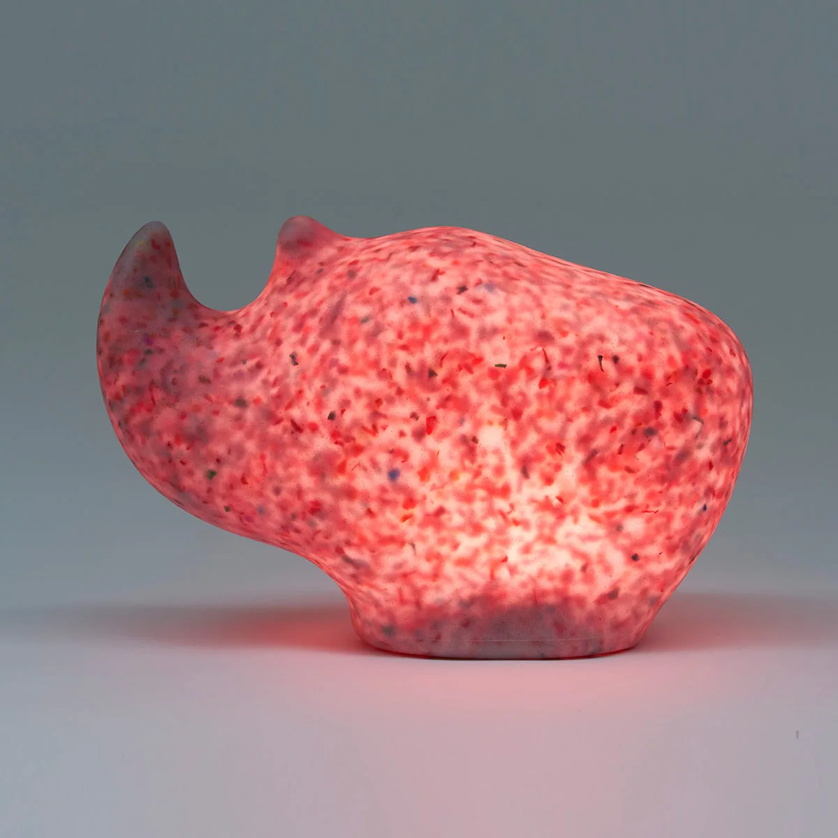 Rhino Lamp Strawberry_White Light