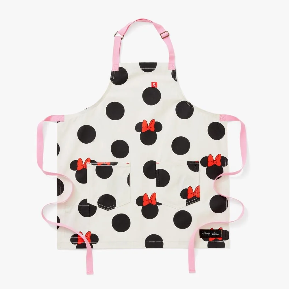 Kids Apron vs. Smock for Art and Cooking Projects