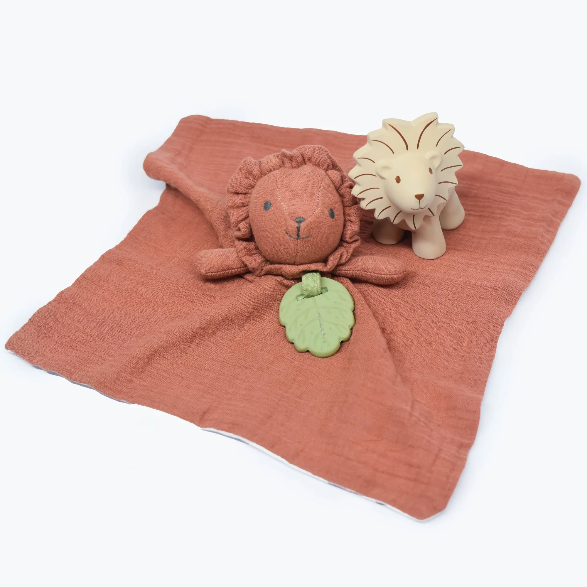 Pack Tikiri Cuddles Lion : contenu et avantages