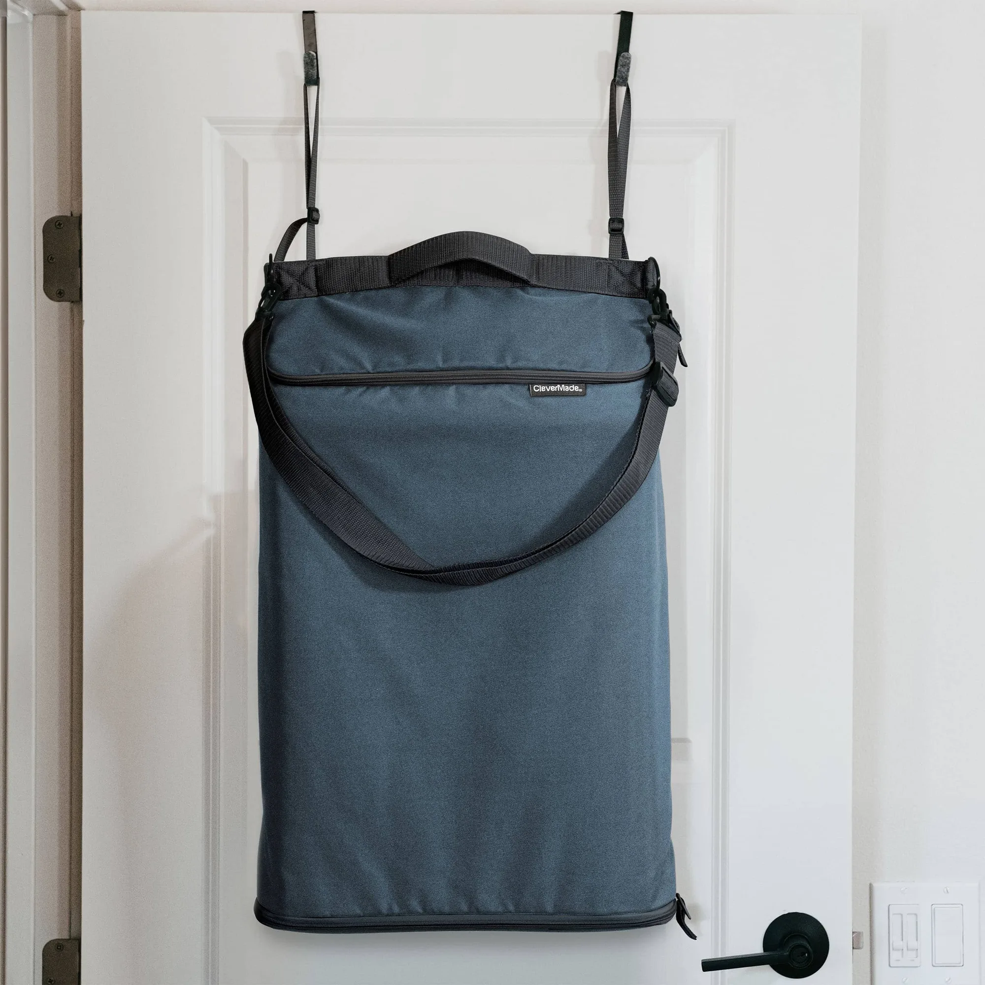 How to Choose a Collapsible Laundry Bag for Travel and Everyday Use