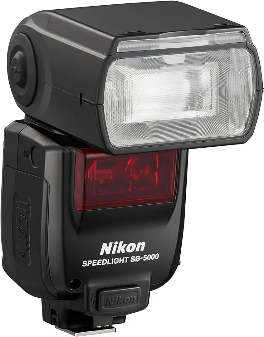 Nikon SB-5000 ضد Godox MF12-K2: أي فلاش تختار؟