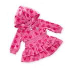 ชุด Pink Hearts Hoodie เทียบกับชุด Modern Era Samantha