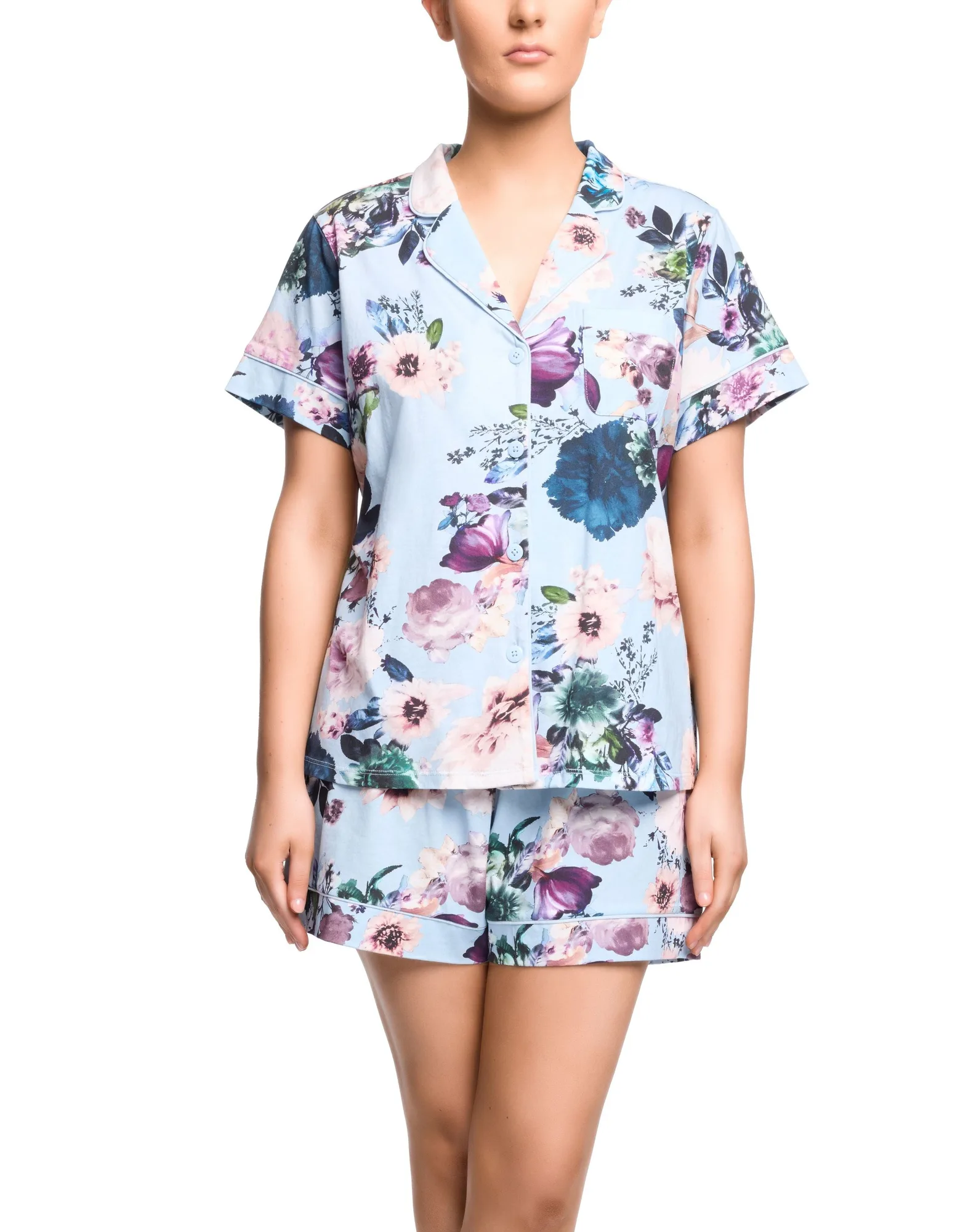 Ensemble pyjama Sadie vs chemise de nuit Sadie : quelle tenue de nuit gagne ?