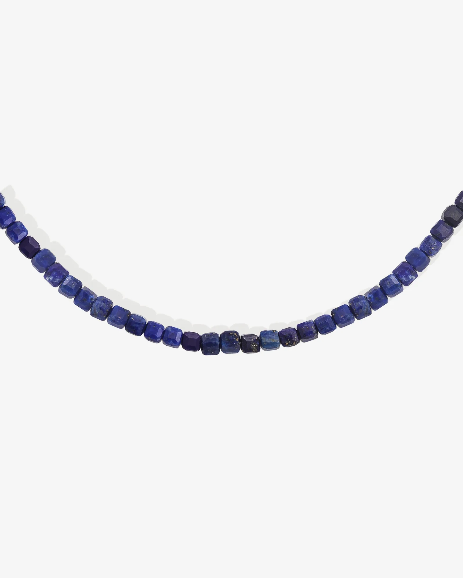 Beaded Necklaces vs Chain Necklaces: Which Style Suits Your Look?