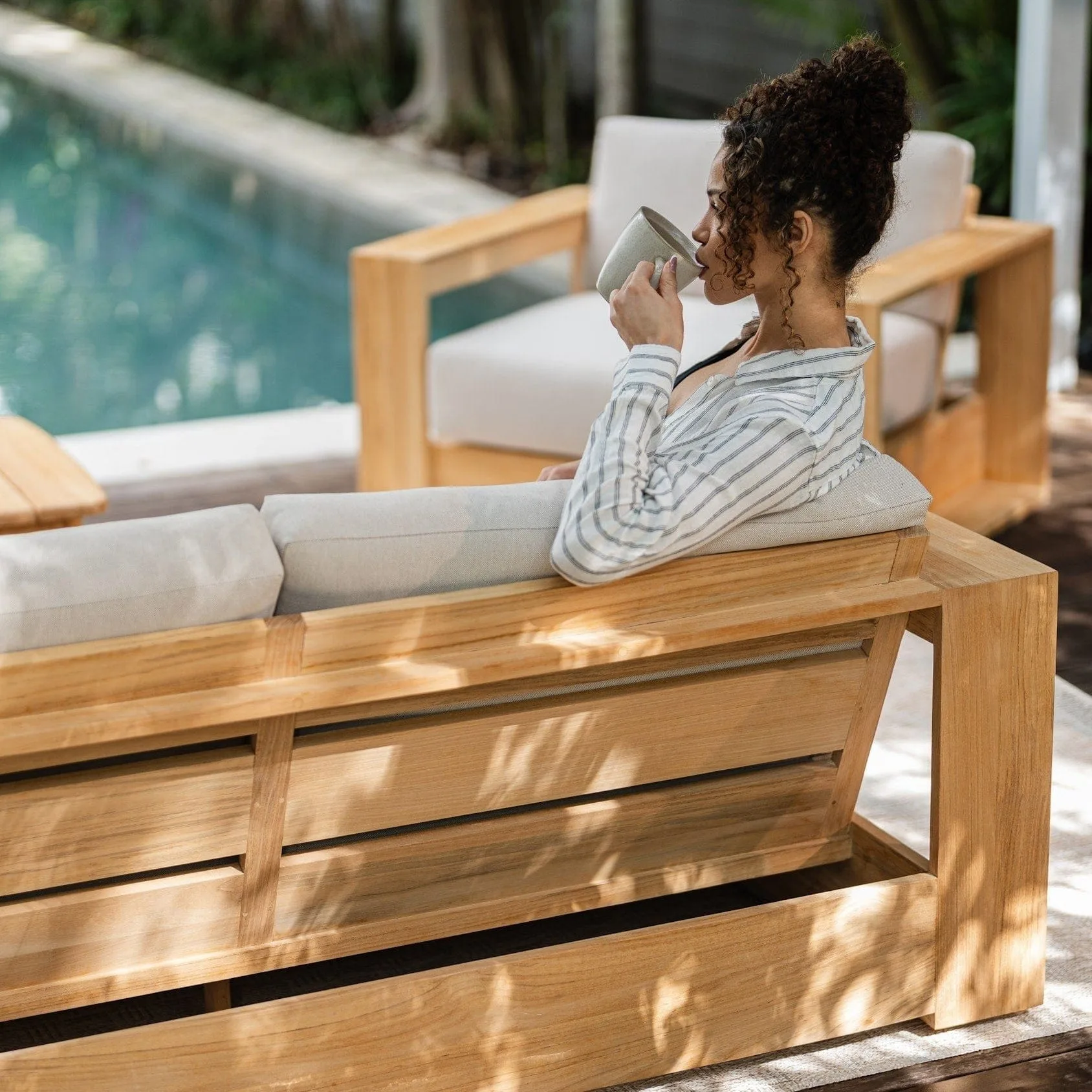 Teak vs. Other Outdoor Furniture Materials: Is Teak Worth the Investment?