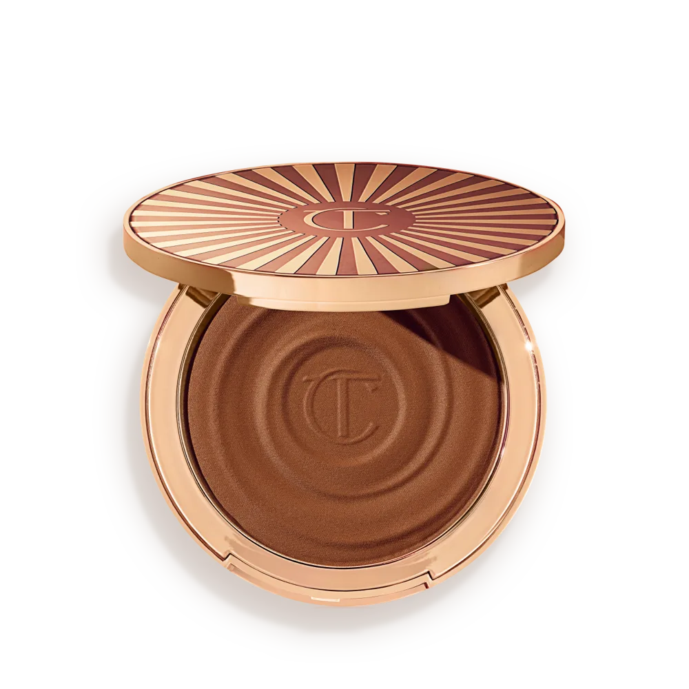 How to Apply Bronzer Like a Pro: Face Shapes, Placement, and Blending Techniques